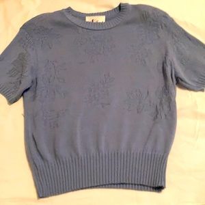 N Touch  Women’s Top. Size M.